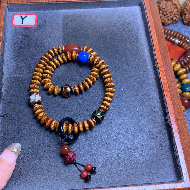 星月菩提吊坠菩提