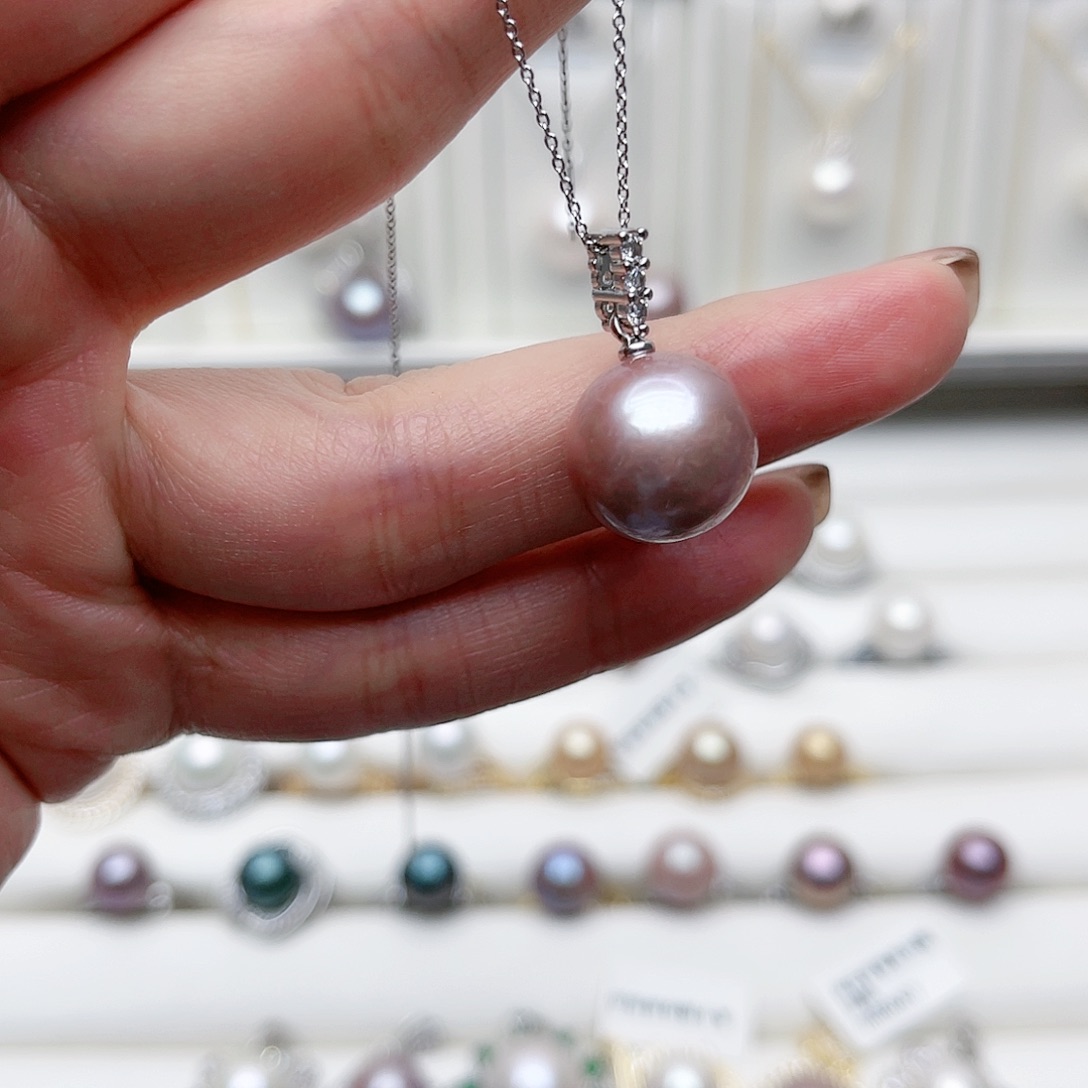 淡水珍珠吊坠(赠链)未镶嵌