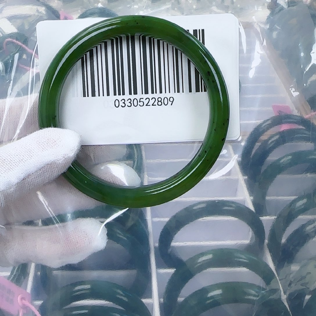 和田玉（碧玉）手镯未镶嵌5960