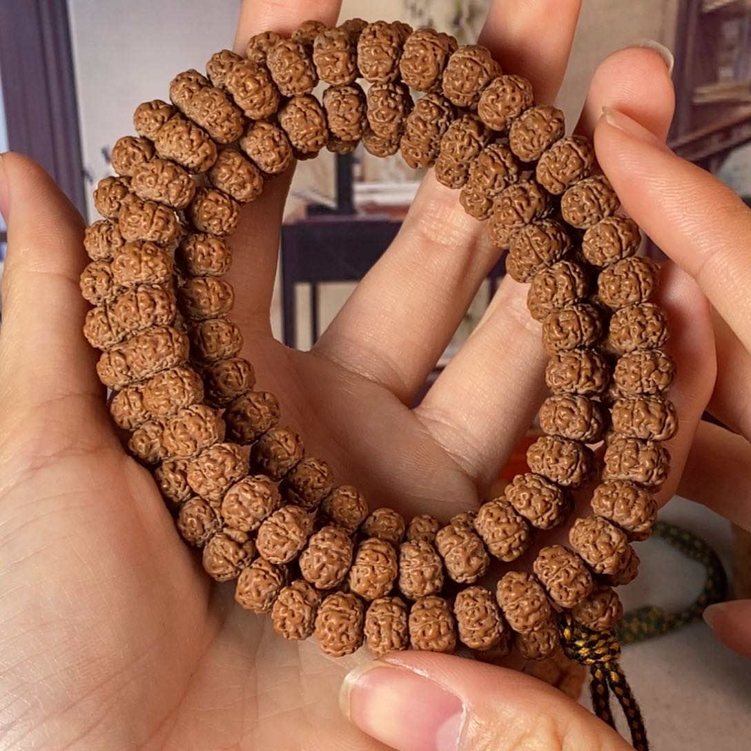 吊坠金刚菩提36号灭霸满分卡9左右