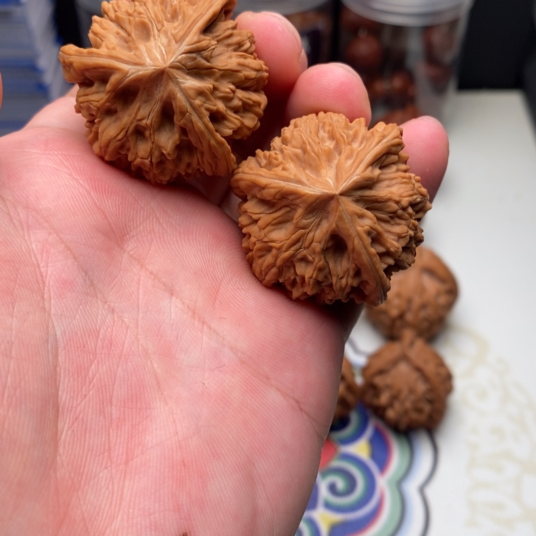 文玩核桃把件38御龙三棱