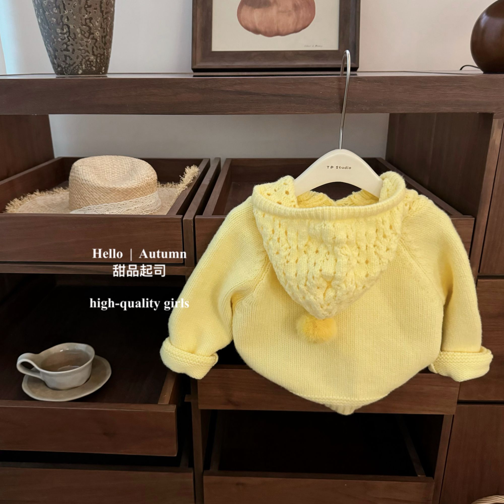 【甜品起司】显白小鸡黄！韩系女宝宝连帽球球加厚镂空针织外套毛衣