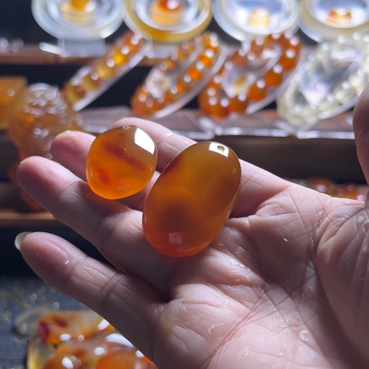 愿****玛瑙/玉髓未镶嵌颈饰