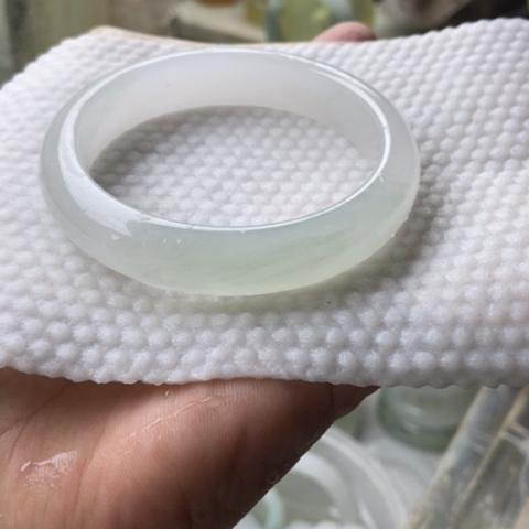 *****石英质玉（金丝玉）未镶嵌手镯