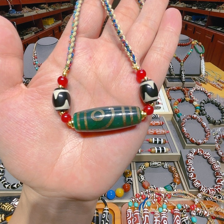 未镶嵌玛瑙/玉髓珠宝奇石