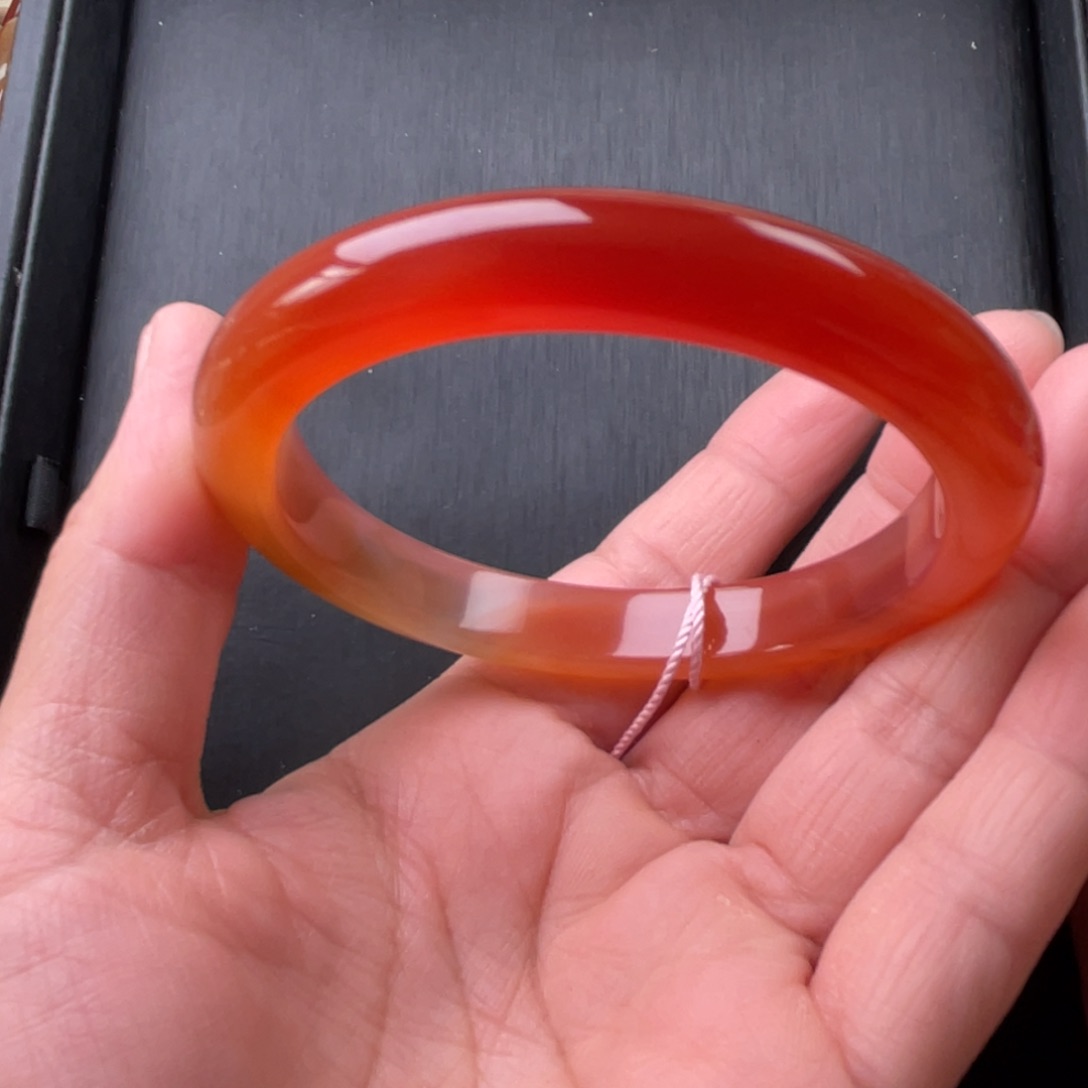 玛瑙/玉髓手镯未镶嵌雪*