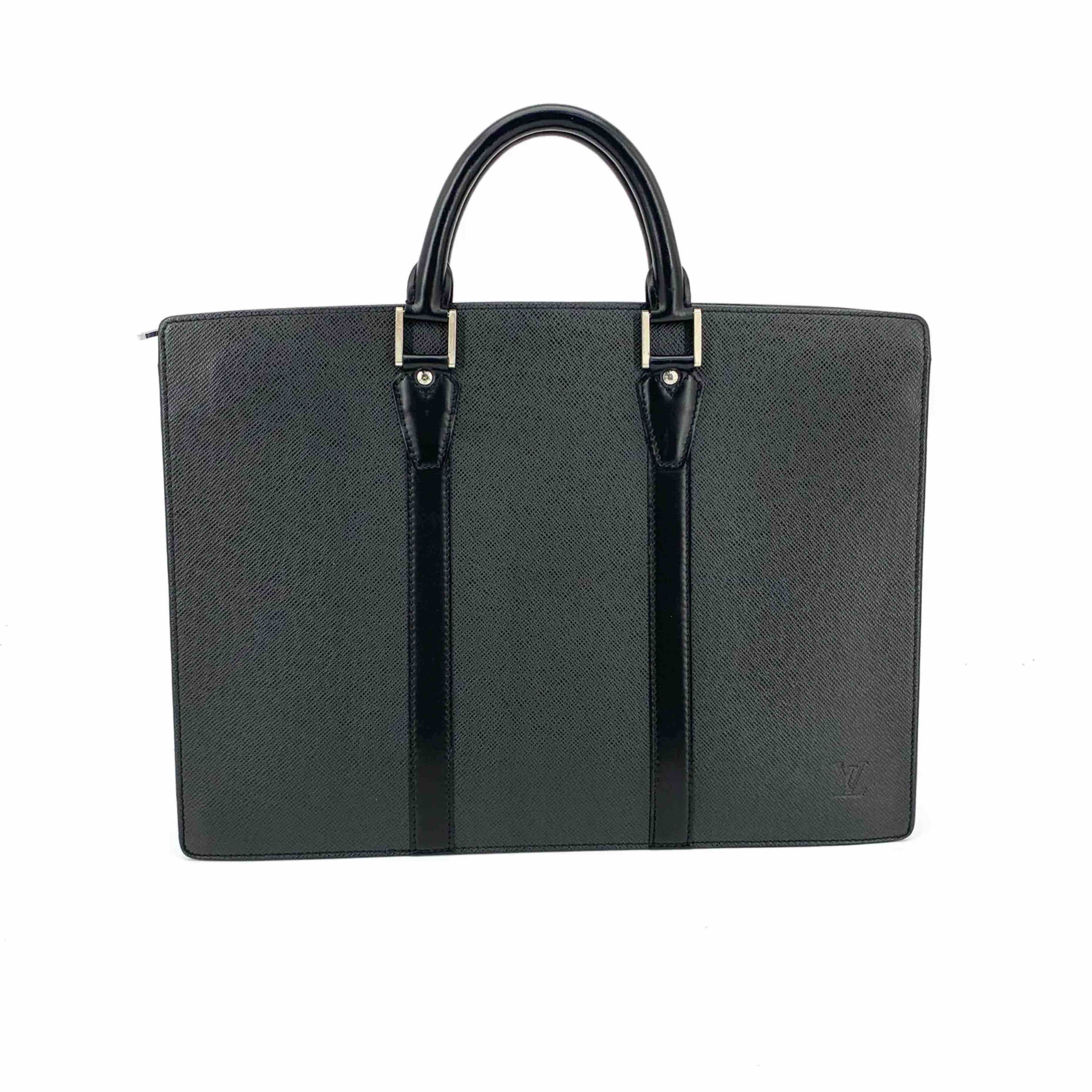 99新 LouisVuitton/路易威登 黑色全皮硬挺公文包 尺寸42/30