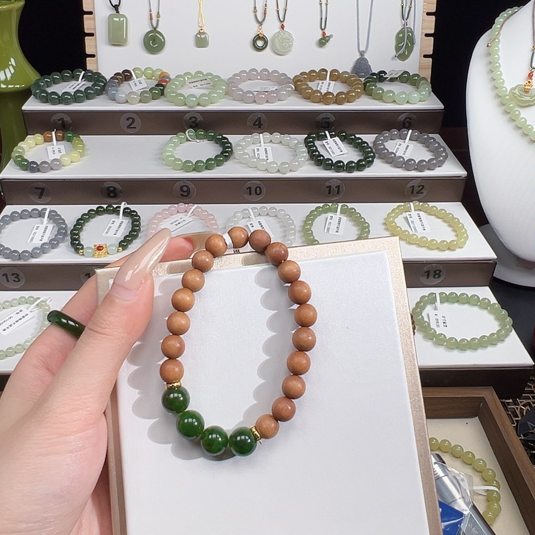 和田玉（糖玉）未镶嵌手链