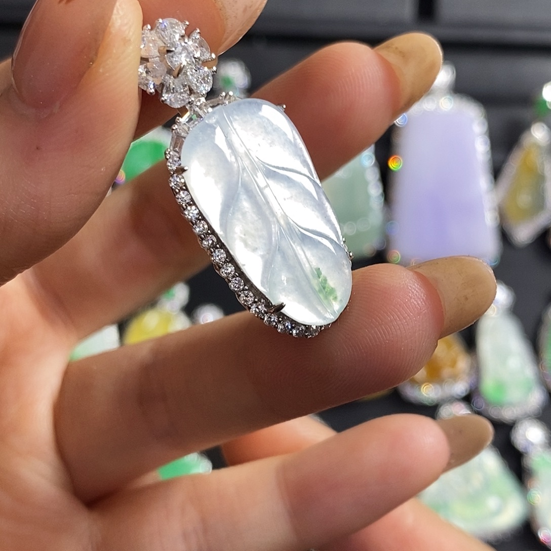 翡翠银S925镶嵌颈饰天然翡翠