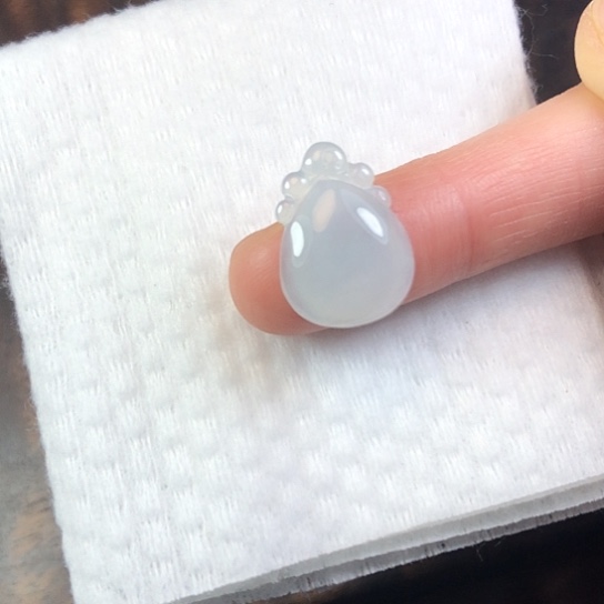 翡翠未镶嵌颈饰缅甸A货，每天下午1点半开播
