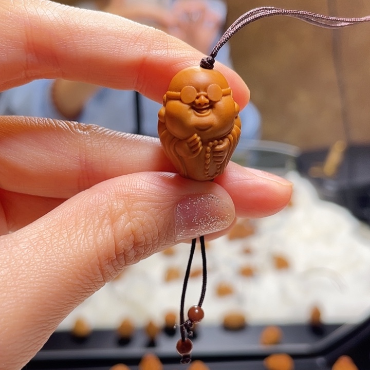 橄榄核吊坠橄榄核