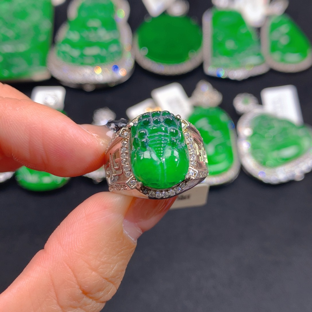 翡翠颈饰银S925镶嵌111111111111