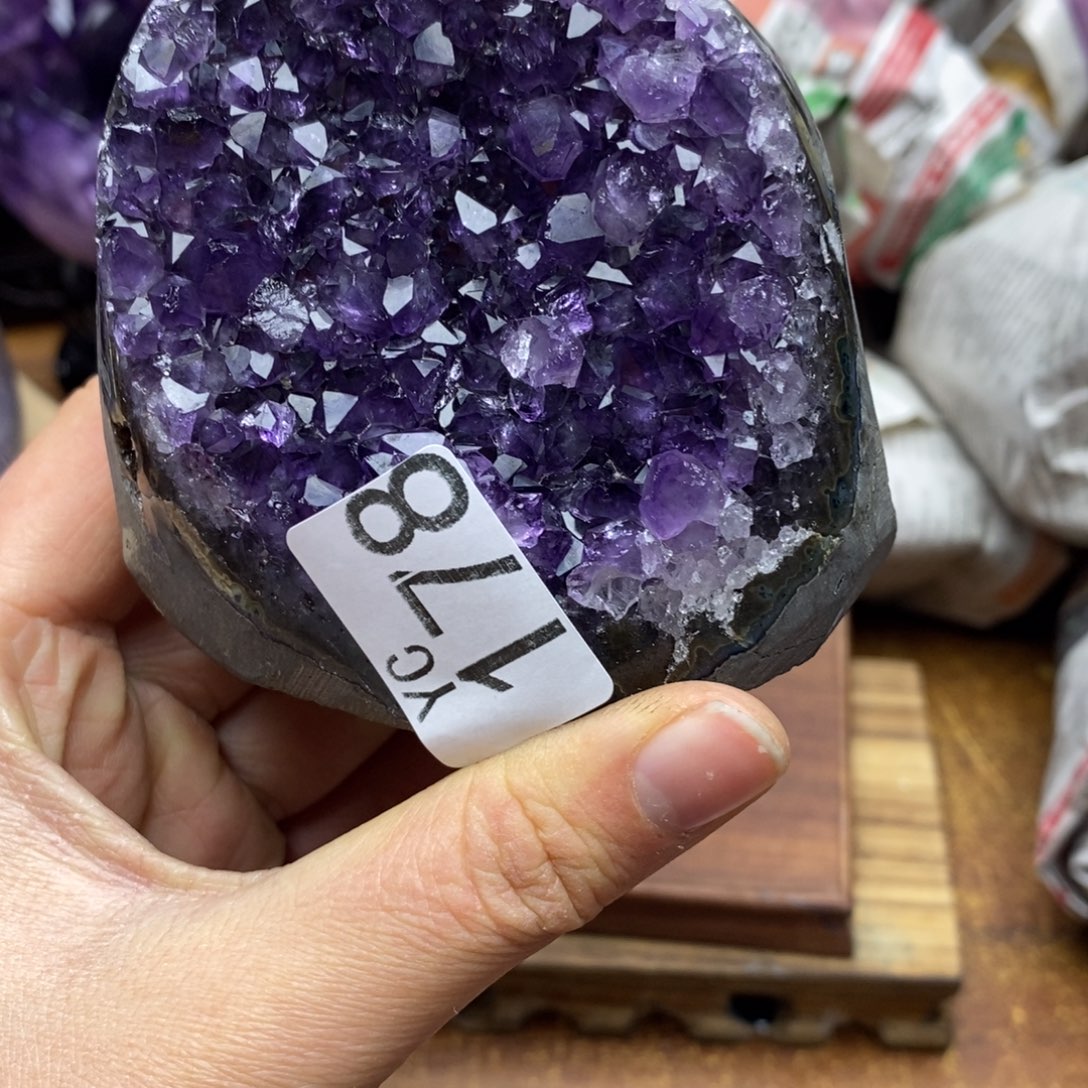 水晶大型摆件（非配饰）未镶嵌