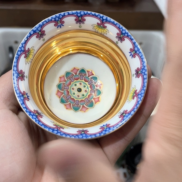 陶瓷茶具全部清清完回家过年