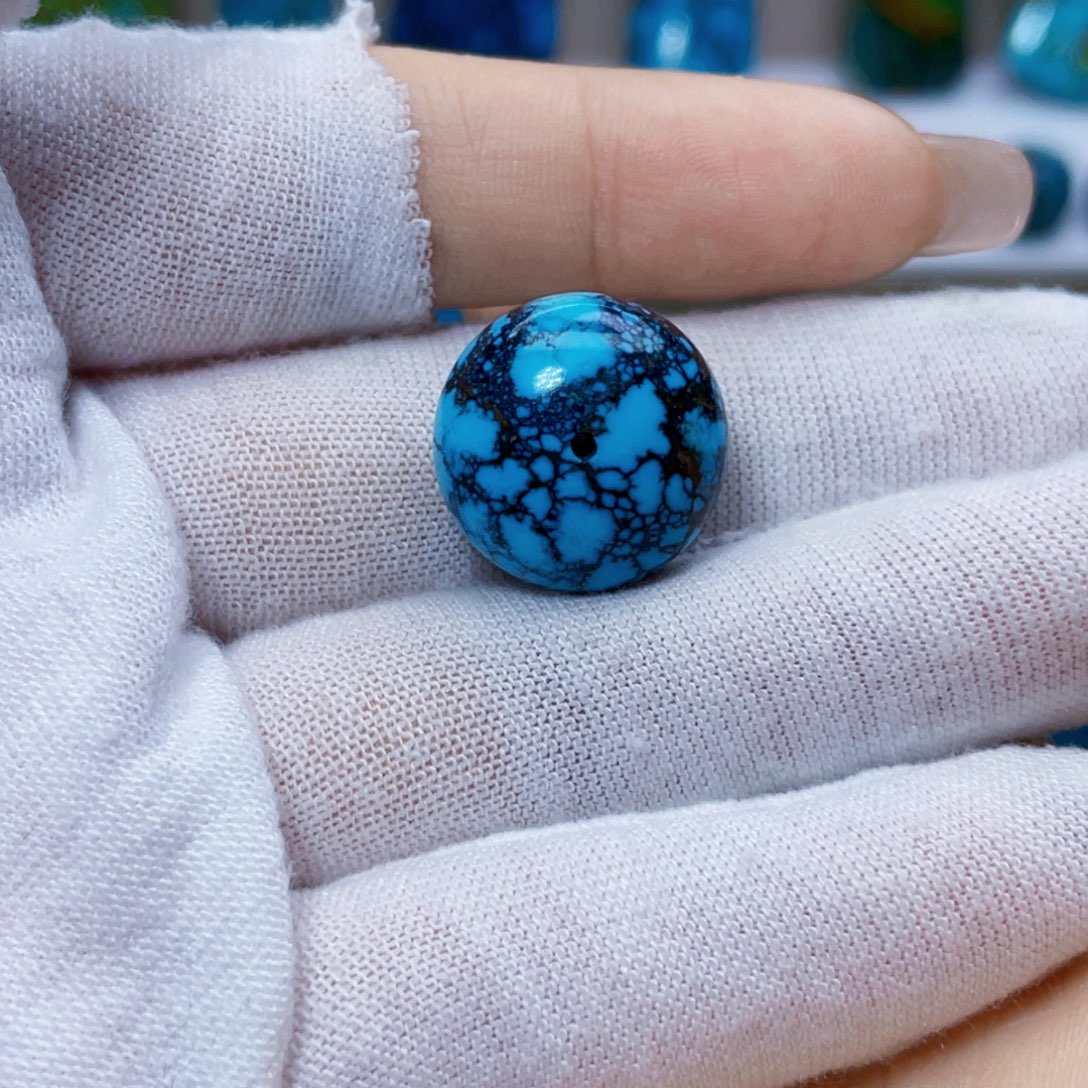 绿松石未镶嵌饰品