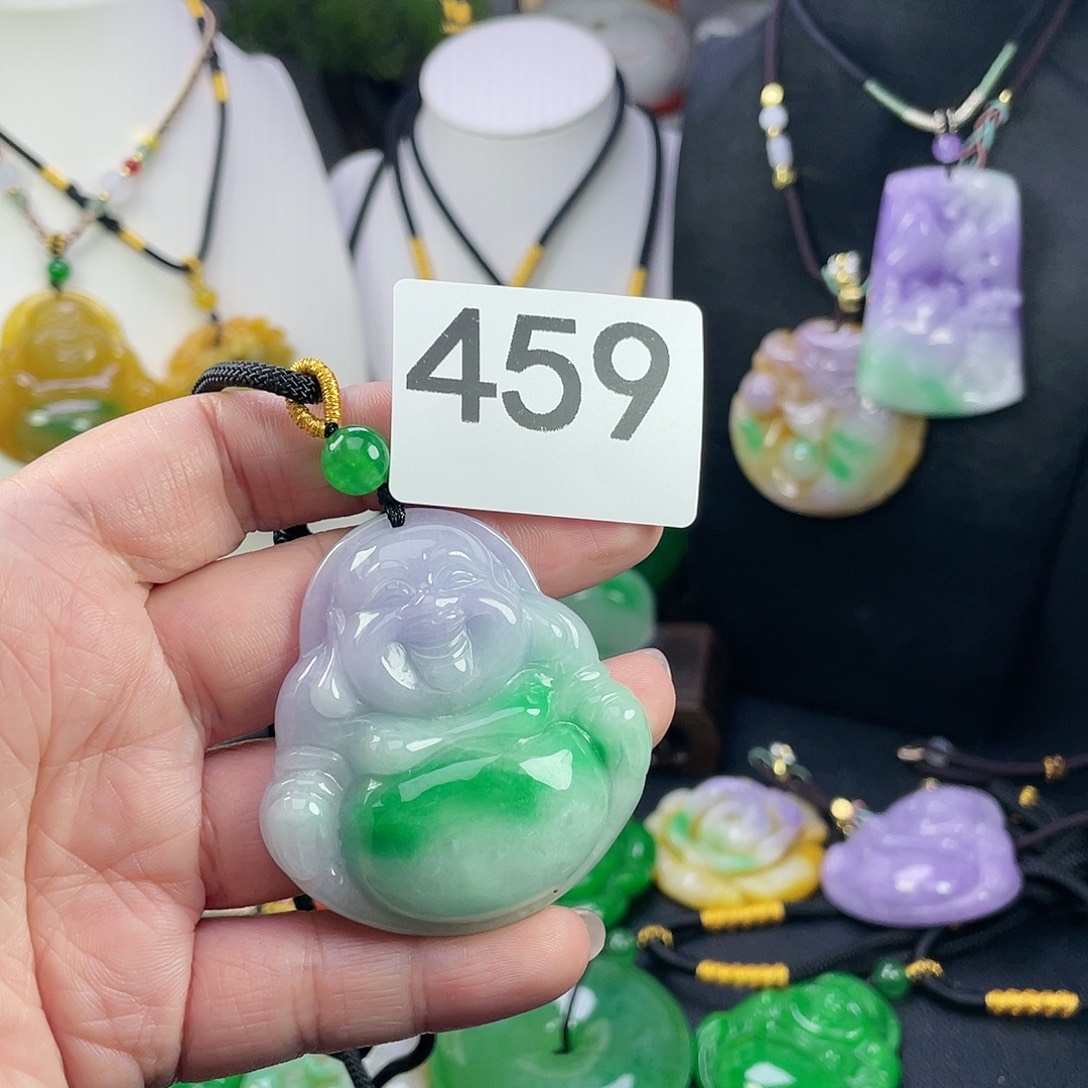 翡翠未镶嵌吊坠(赠链)