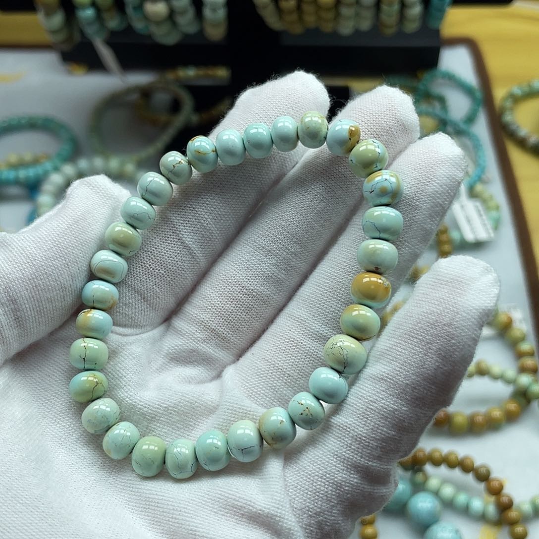 未镶嵌绿松石珠宝奇石