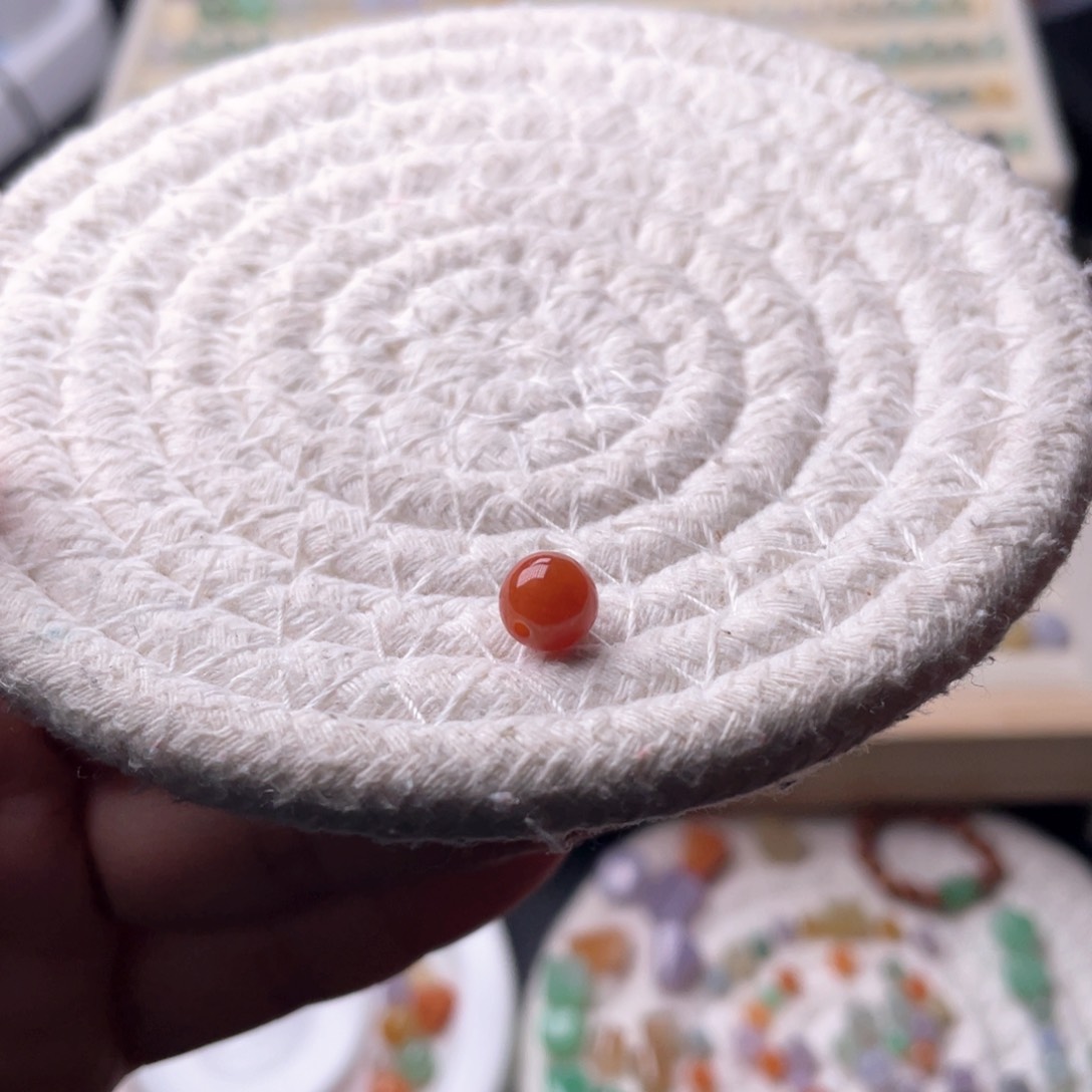 未镶嵌手链翡翠卡6.5红珠清货价