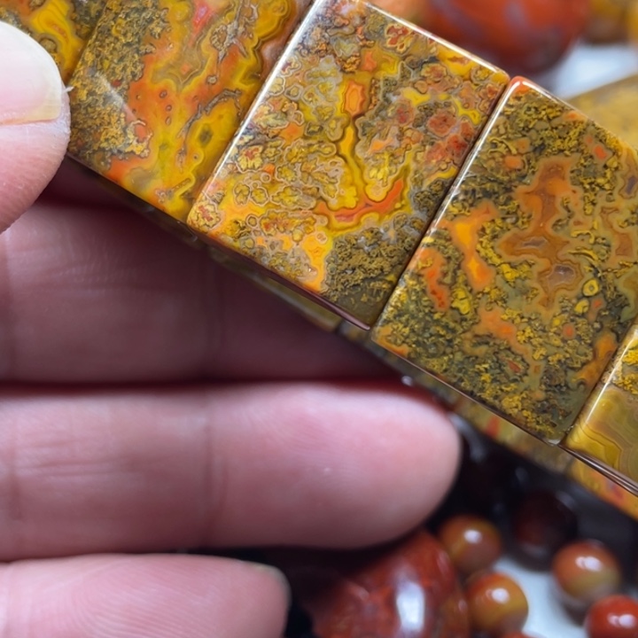 玛瑙/玉髓颈饰未镶嵌面*