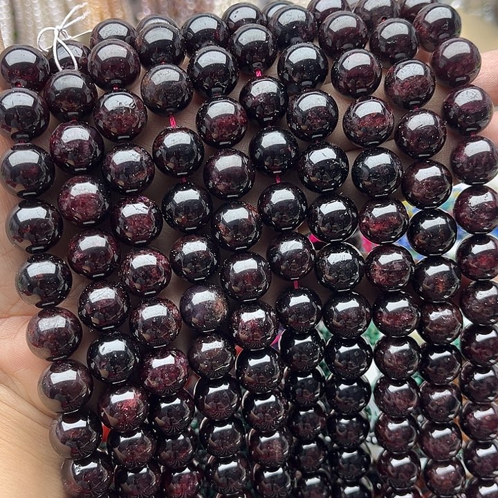 玛瑙/玉髓未镶嵌珠宝半成品一条13mm左右石榴石