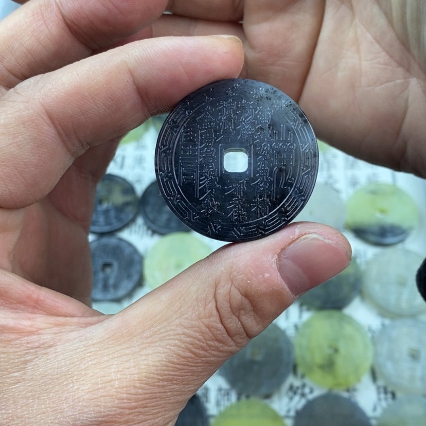 【闪购商品】岫玉颈饰未镶嵌直径3.5岫玉山鬼花钱