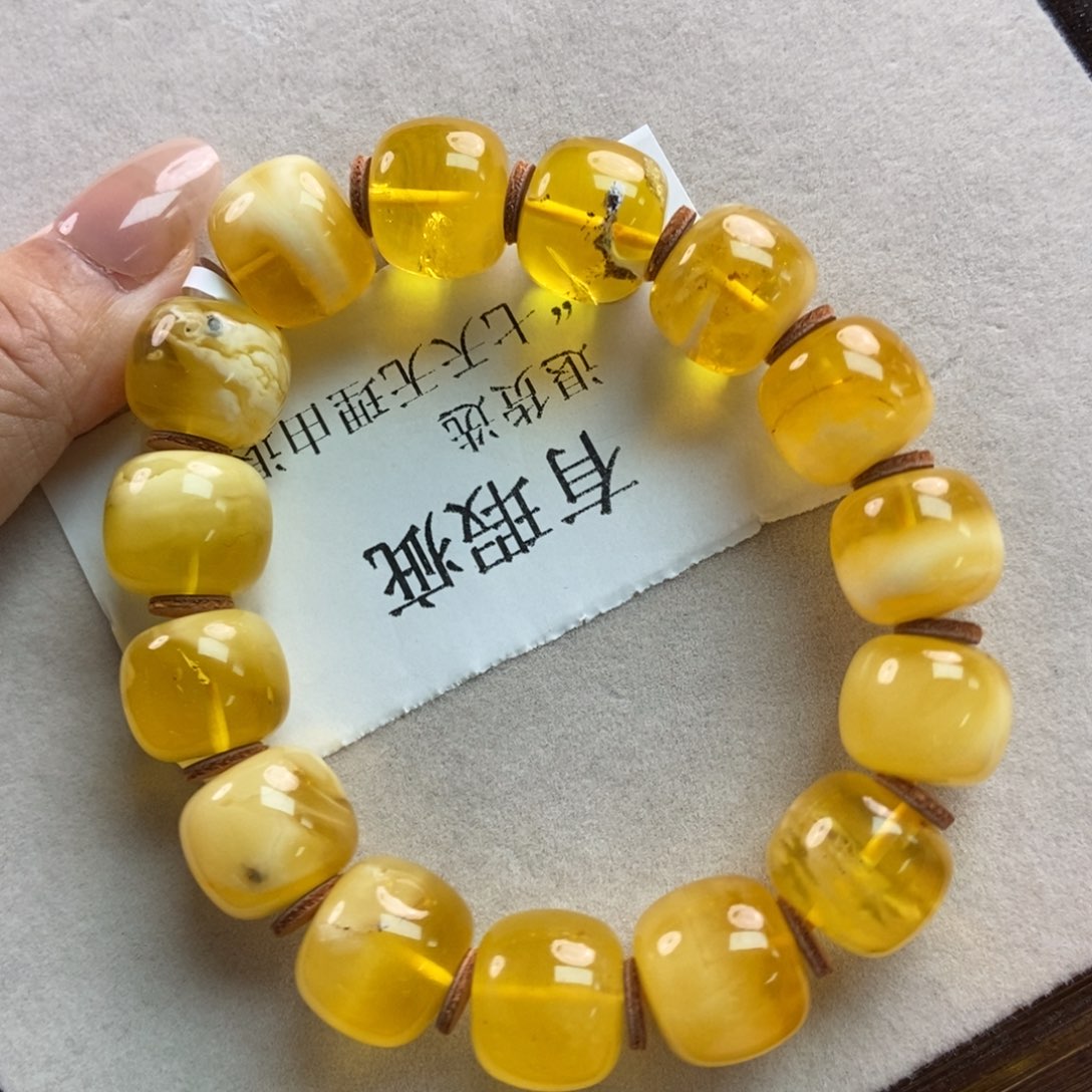 琥珀珠宝奇石未镶嵌