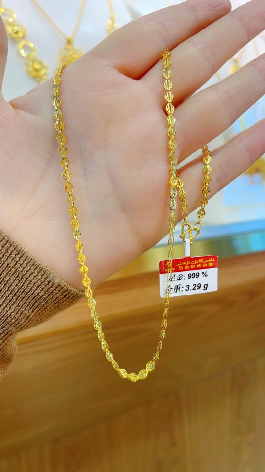 足金项链3.29克（730/克）47cm 长