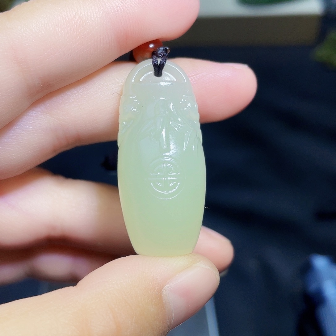 颈饰未镶嵌和田玉