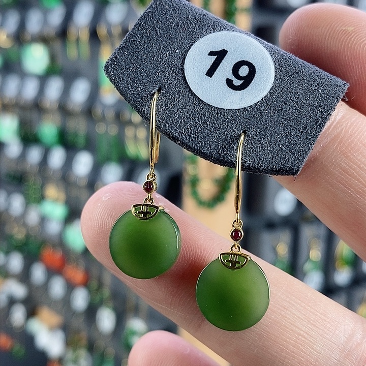 和田玉耳饰18K金镶嵌