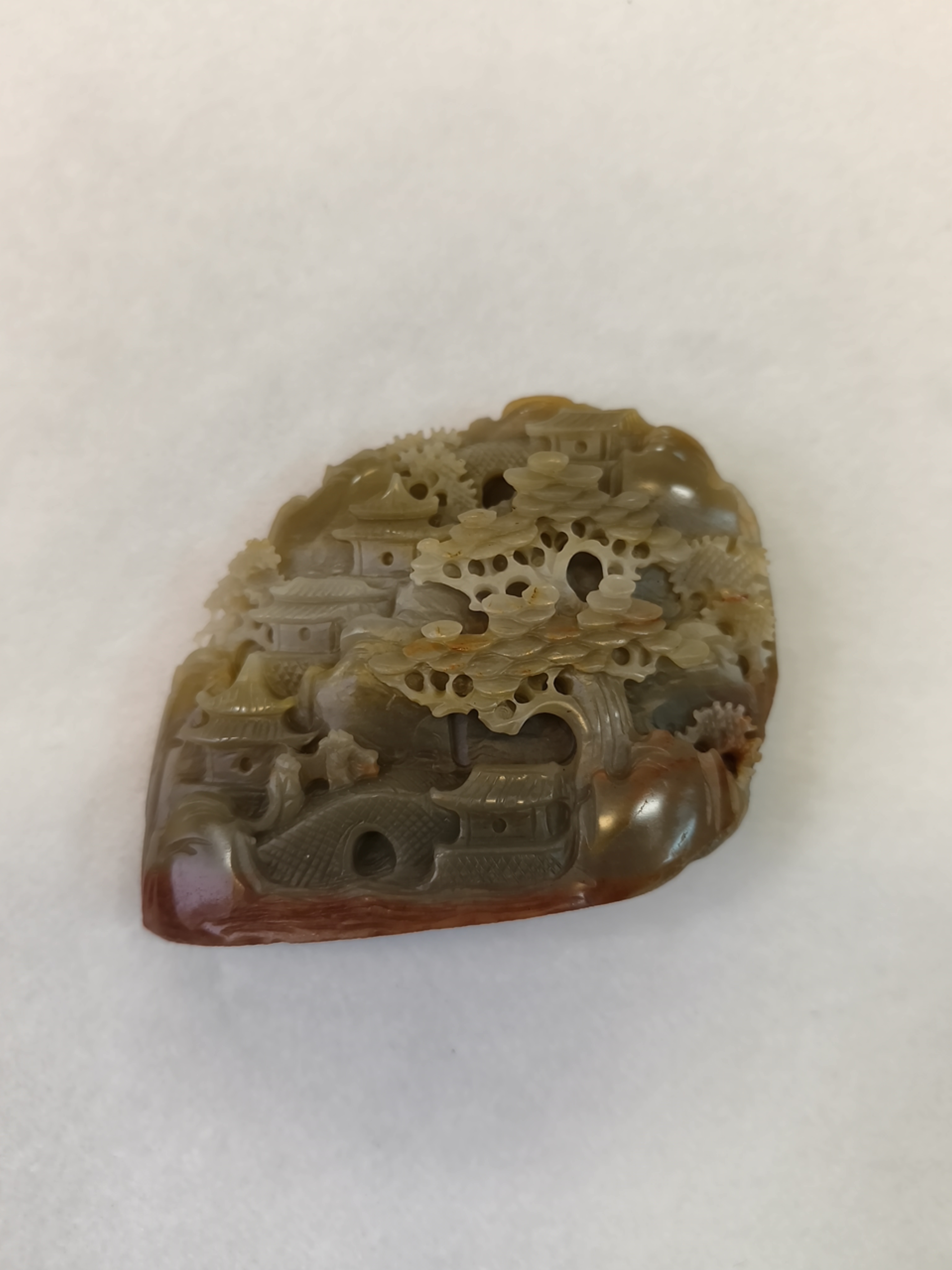 精工雕刻山水小摆件 彩玉