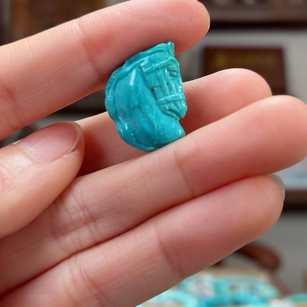 未镶嵌绿松石珠宝奇石