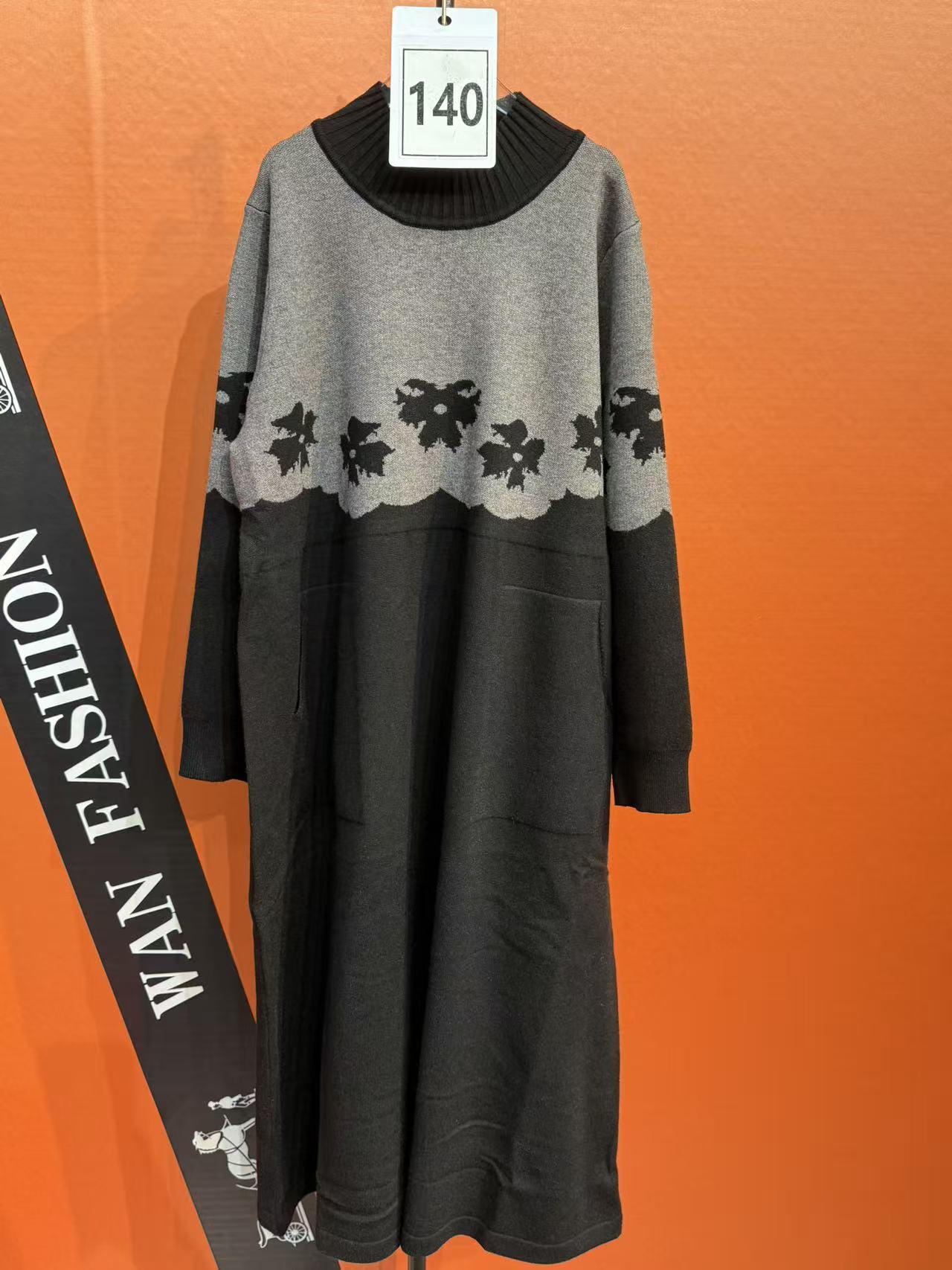 （140）湾湾奢品贵妇既视感显廋舒适时尚百搭连衣裙秋冬款