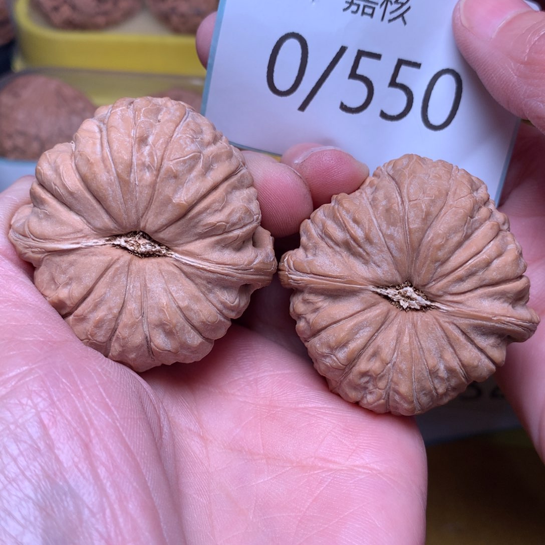 文玩核桃把件毕业肉球南瓜墩46
