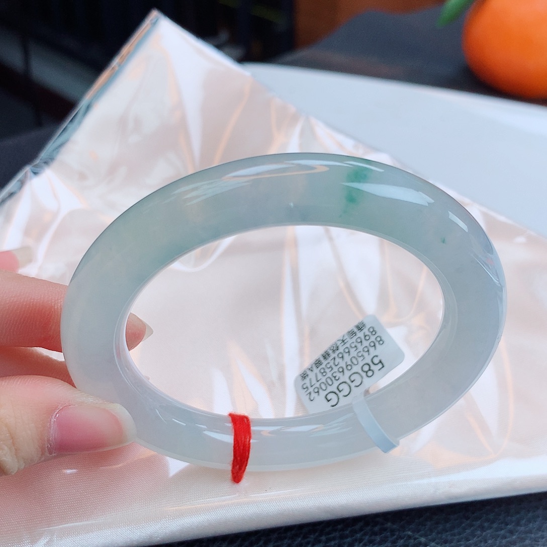 翡翠手镯未镶嵌缅甸天然翡翠A货