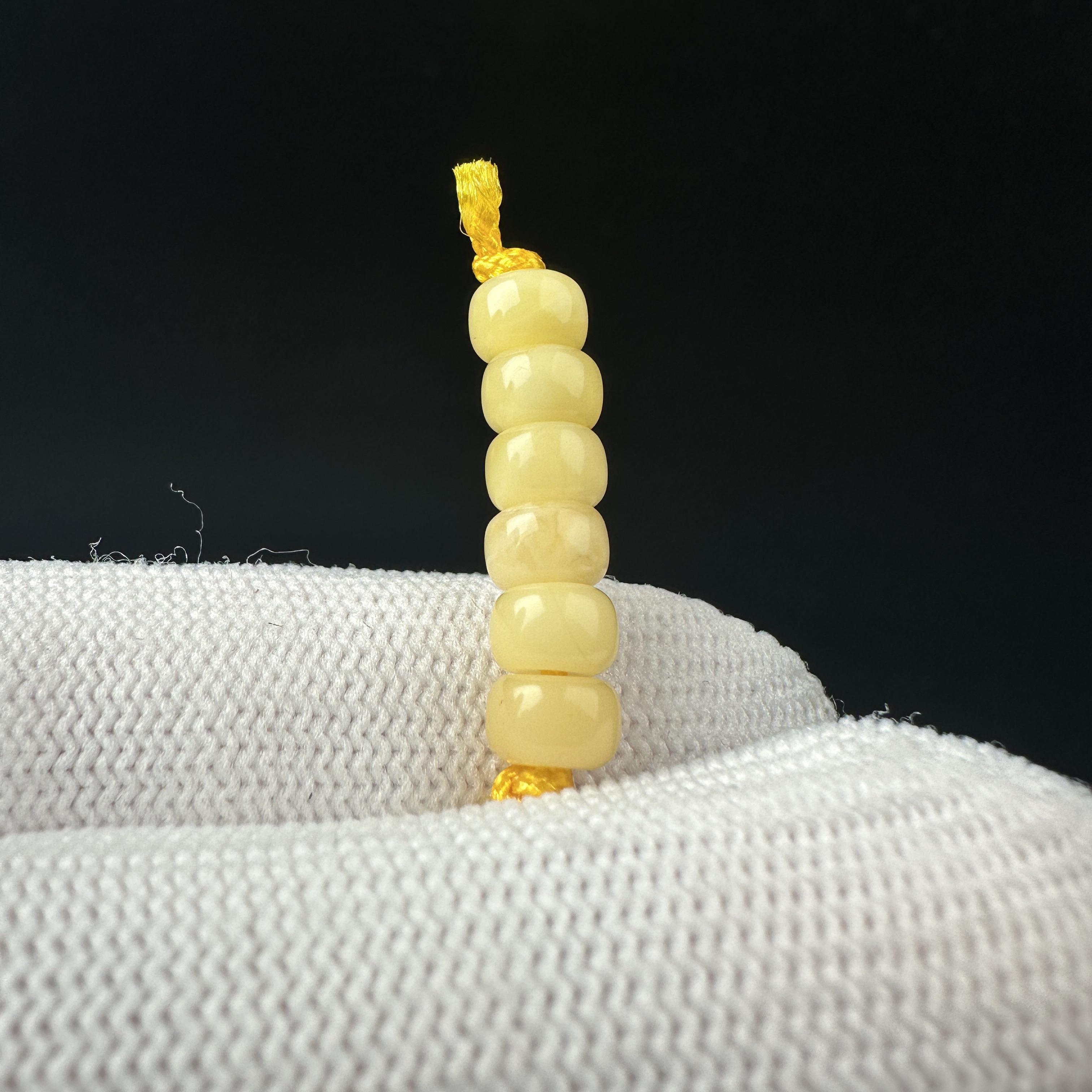 K3593天然原矿蜜蜡 隔珠5.8mm支持复检假一罚十