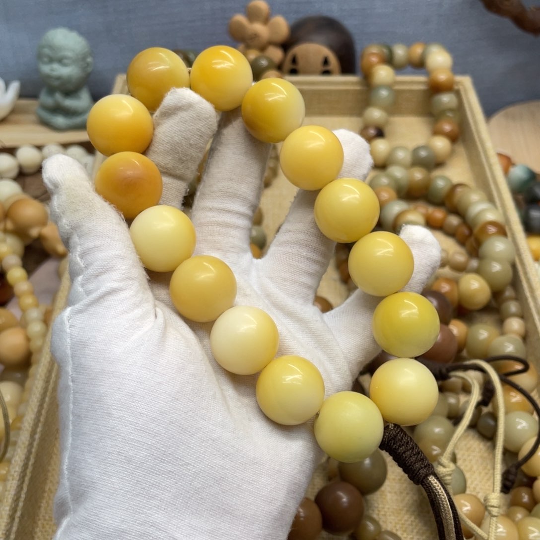 菩提根/象牙果吊坠20干磨瑕疵落地果圆珠手持600