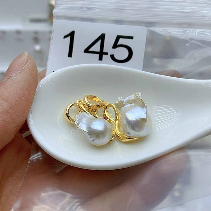 淡水珍珠颈饰银S925镶嵌