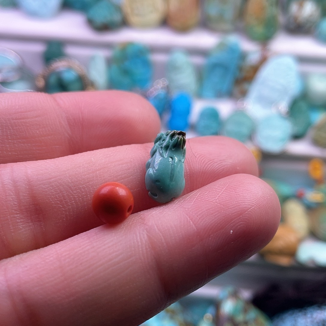 南红玛瑙颈饰未镶嵌