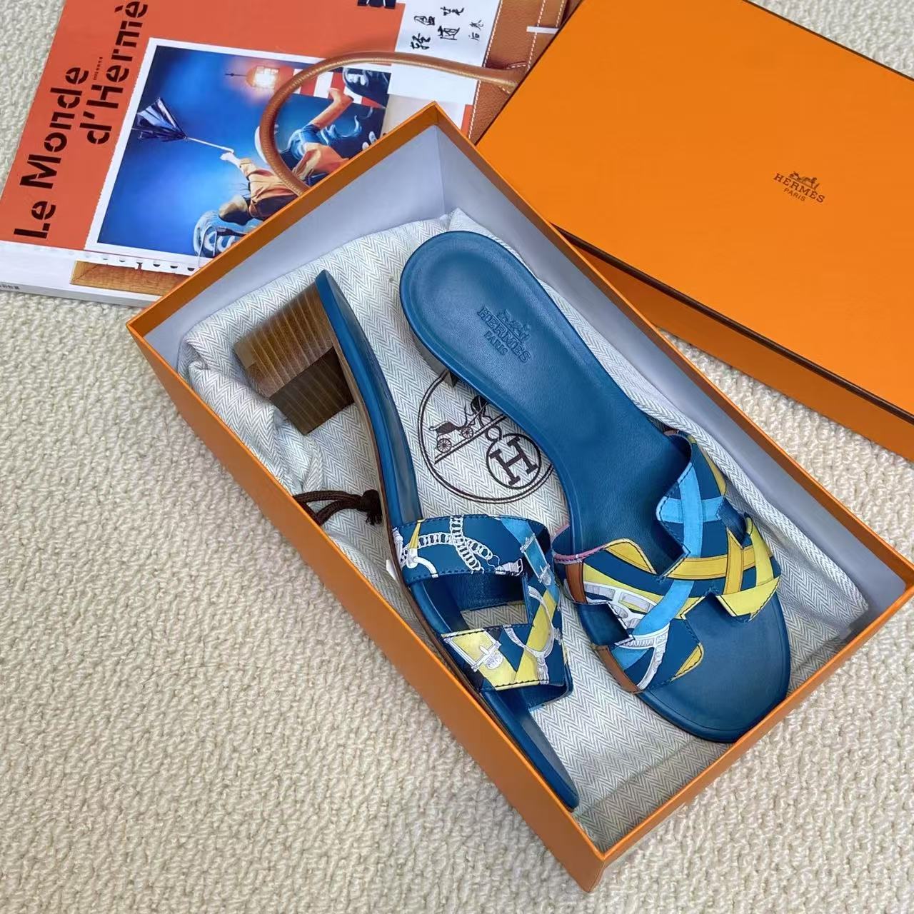 全新未使用 Hermes/爱马仕 壹臻/蓝色带跟拖鞋38码 A刻 54355518