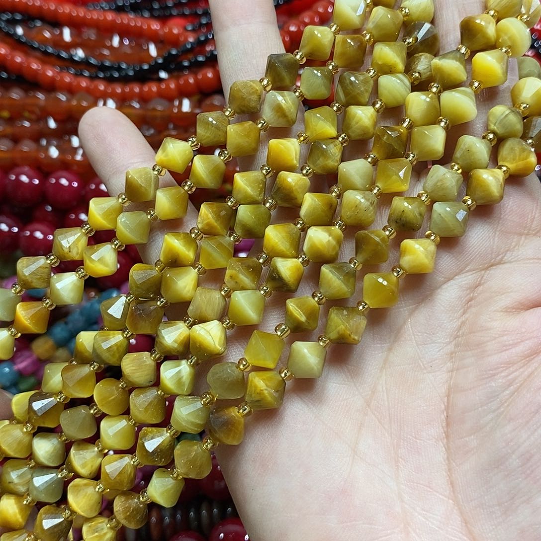 玛瑙/玉髓未镶嵌珠宝半成品金虎一条卡8mm