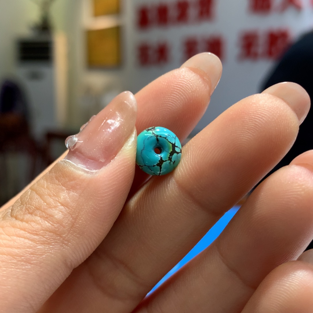 绿松石配饰未镶嵌