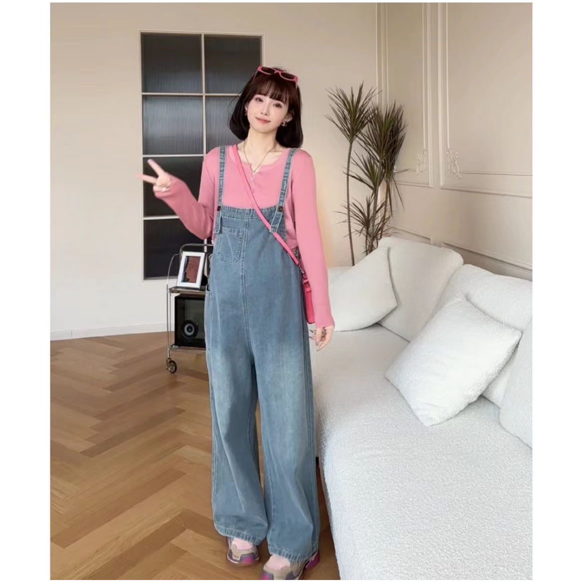 孕妇装新款气质抽绳孕妇牛仔领针织减龄宽松潮流孕妇连体