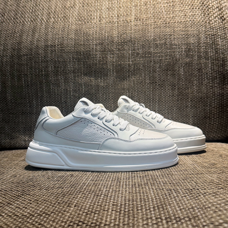 头层牛皮新款羊皮毛冬季男鞋潮流百搭新款休闲板鞋加厚保暖小白鞋