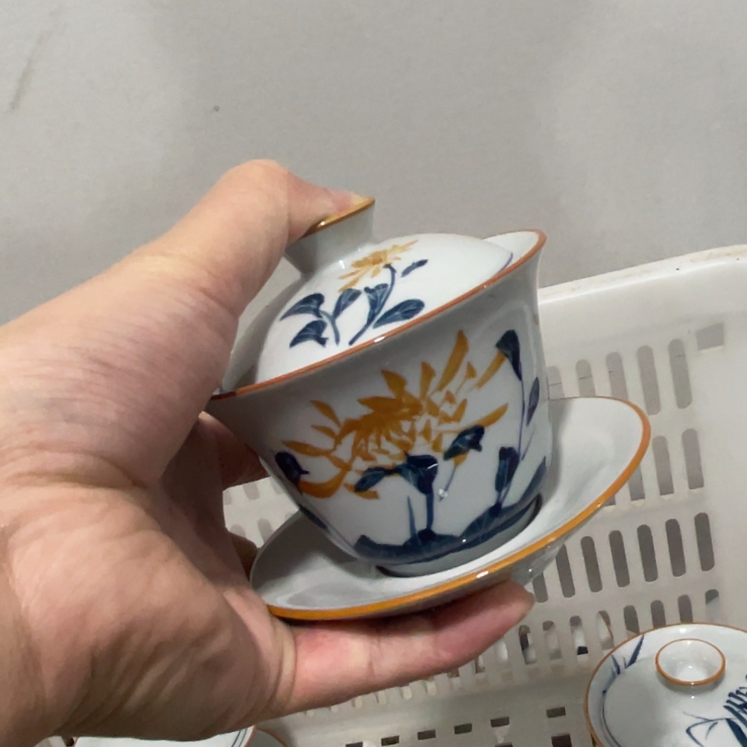 釉下手绘茶具，，大瑕