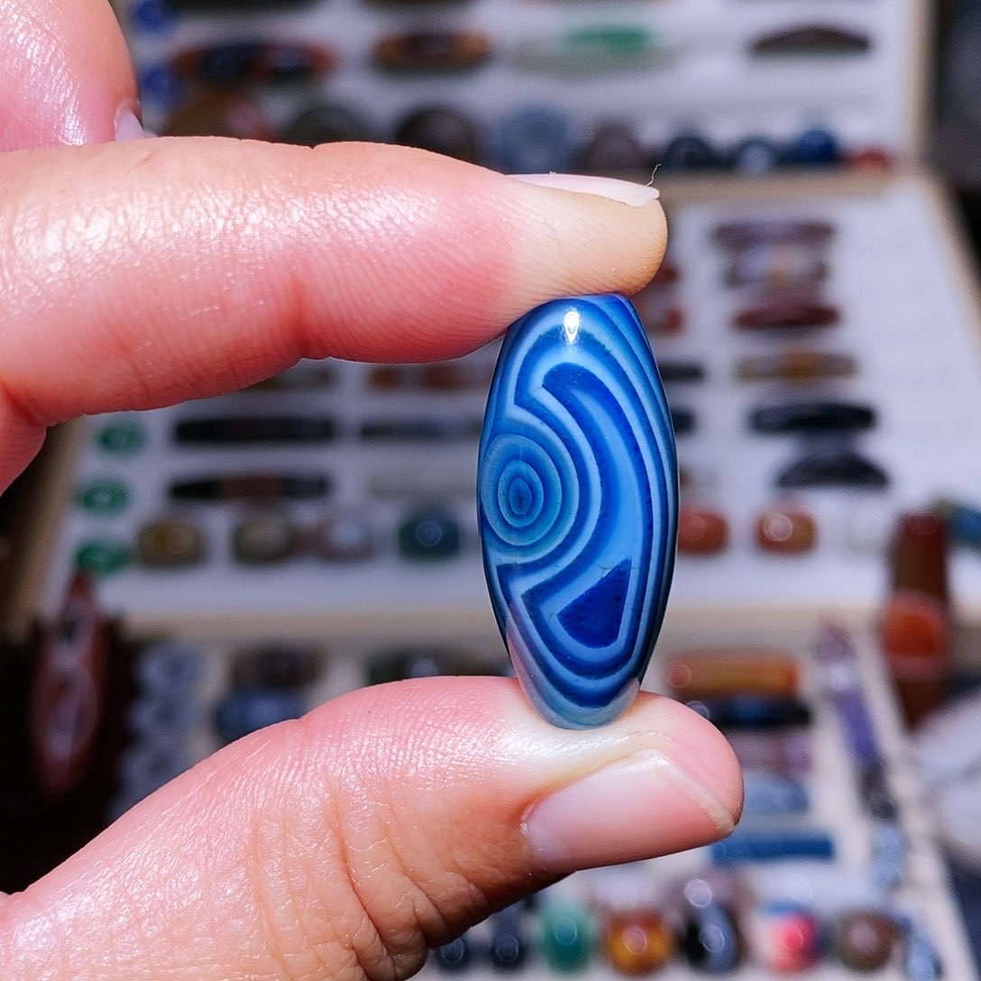 玛瑙吊坠未镶嵌….