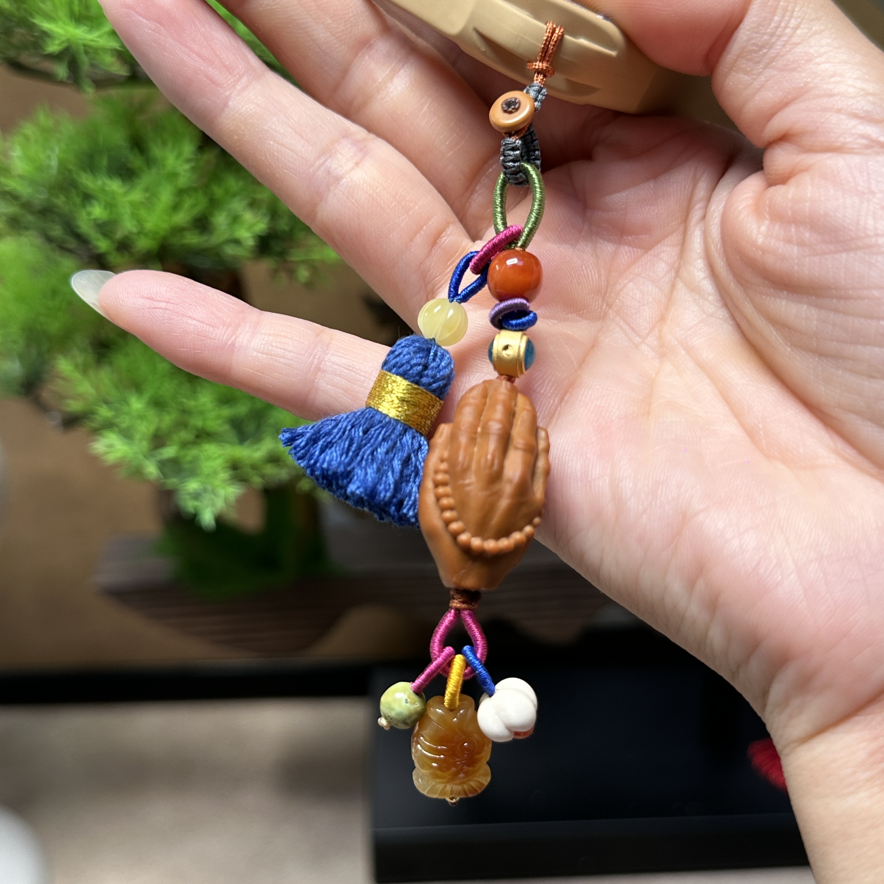 手工精编流苏手机挂件佛手挂饰小滴溜
