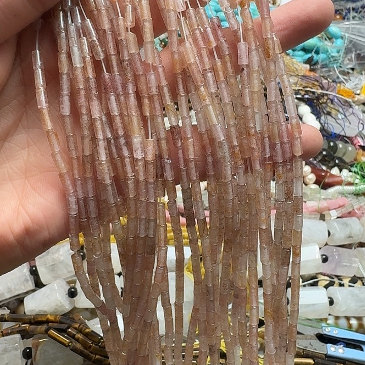 玛瑙/玉髓未镶嵌珠宝半成品一条3x6mm草莓晶管珠