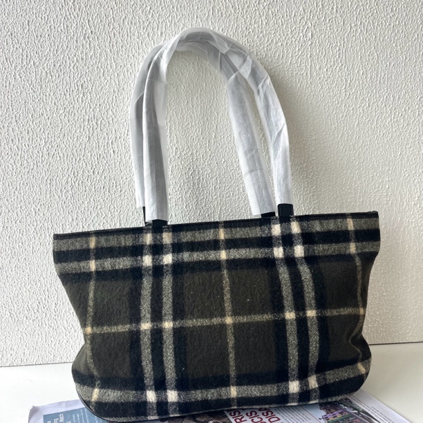 95新 BURBERRY/博柏利 XM复古墨绿色格纹单肩托特包/XB11523001换