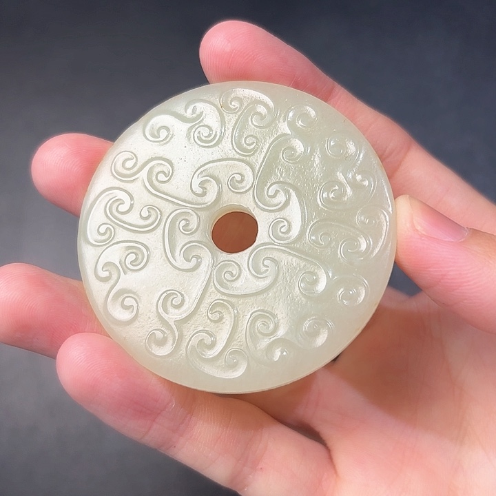 和田玉挂件未镶嵌?**?