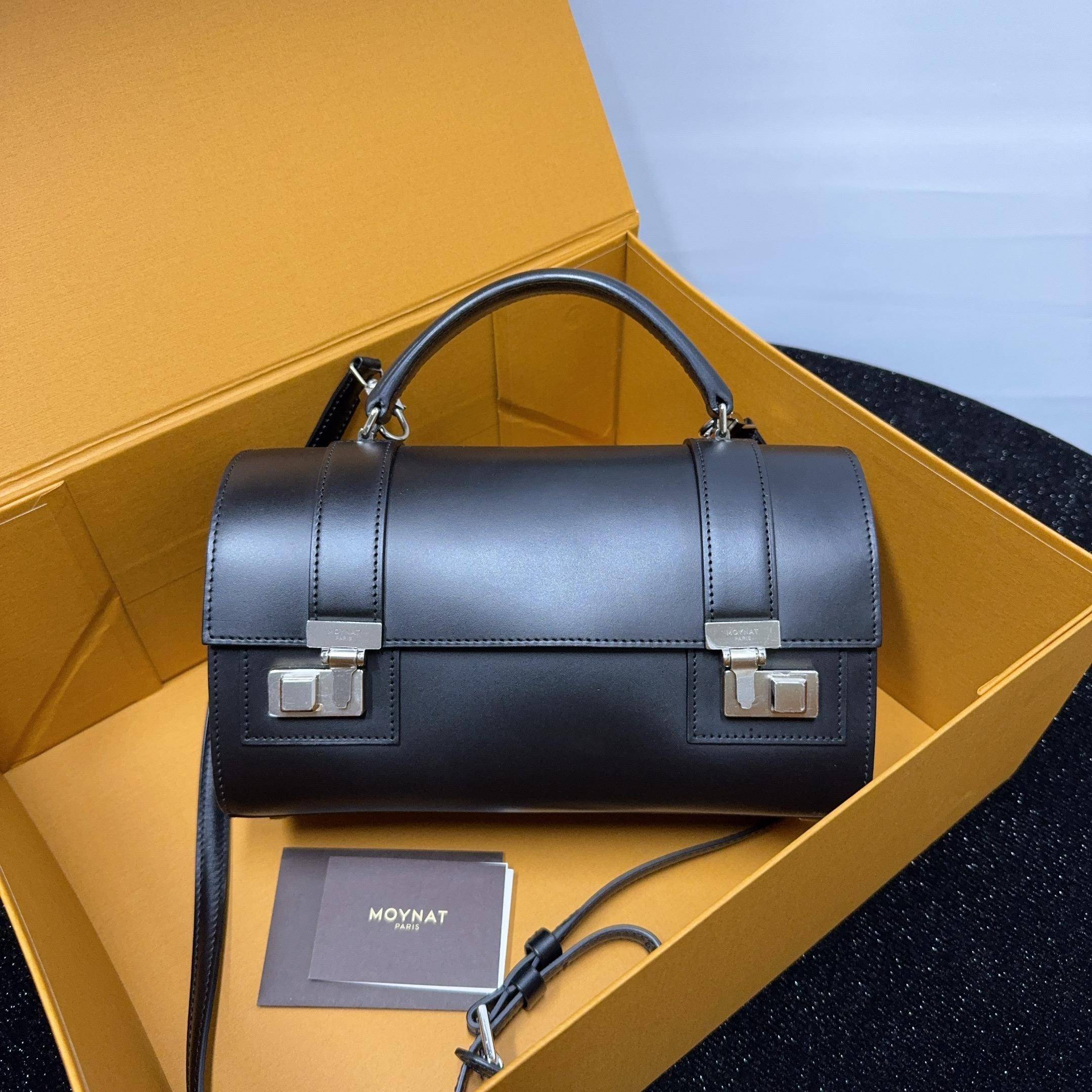 胖虎熙少/摩奈/95新/公价0/箱包/两用包/31T2501130146